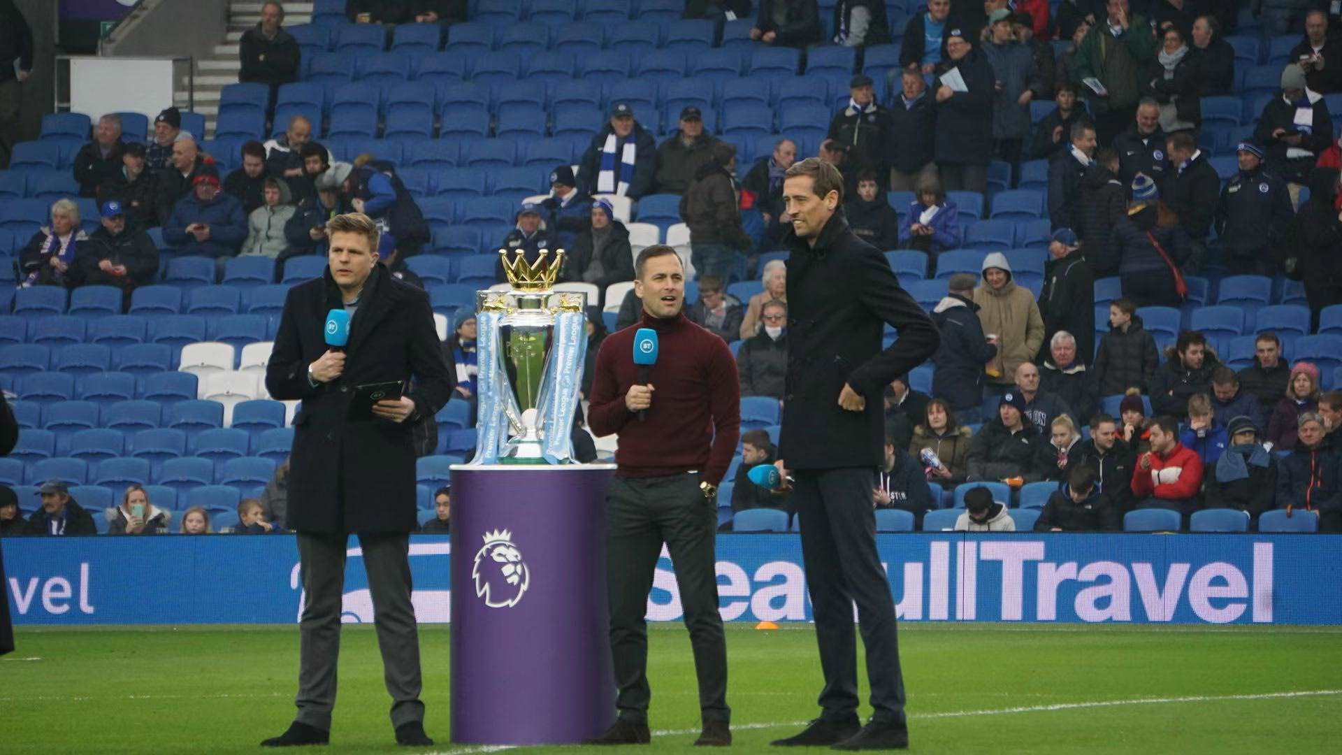 成功签下莱 成功签下莱